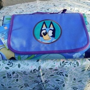 BLUEY OUTDOOR BLANKET BLUEY BUSH BLUEY 50in X 60in WASHABLE NEW